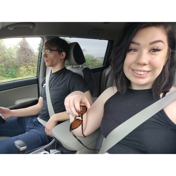 Meet your Posher, Brielle - Picture 1 of 1